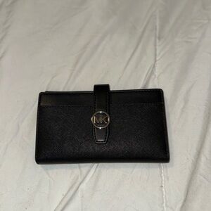 Brand New with Tags Michael Kors Black Wallet with Silver Accent